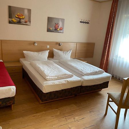 Hotel Sonne - Haus 2 Idstein Bagian luar foto